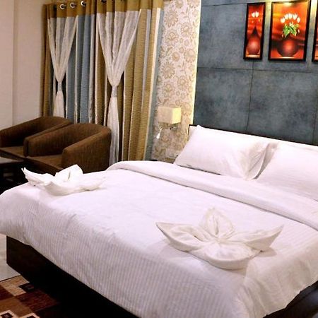 Bellevue Hotell Gwalior Exteriör bild